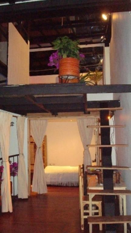 Bed&Breakfast Chorro De Quevedo Богота Стая снимка