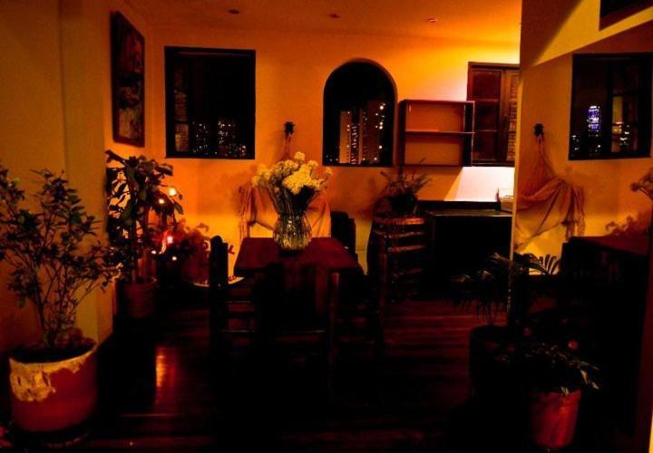 Bed&Breakfast Chorro De Quevedo Богота Стая снимка