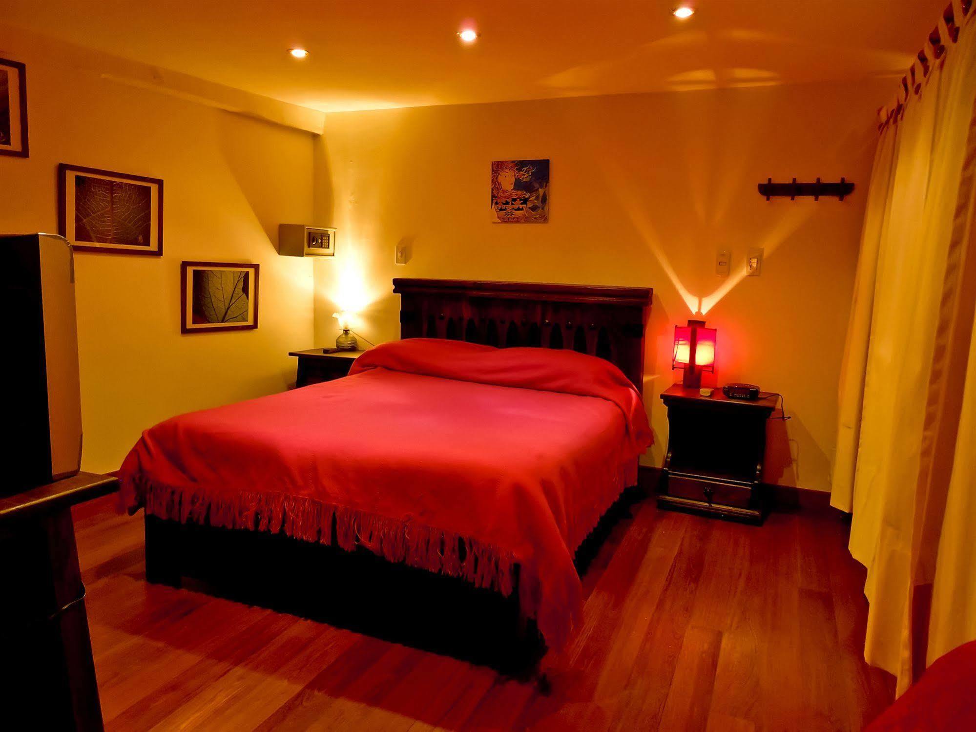 Bed&Breakfast Chorro De Quevedo Богота Екстериор снимка