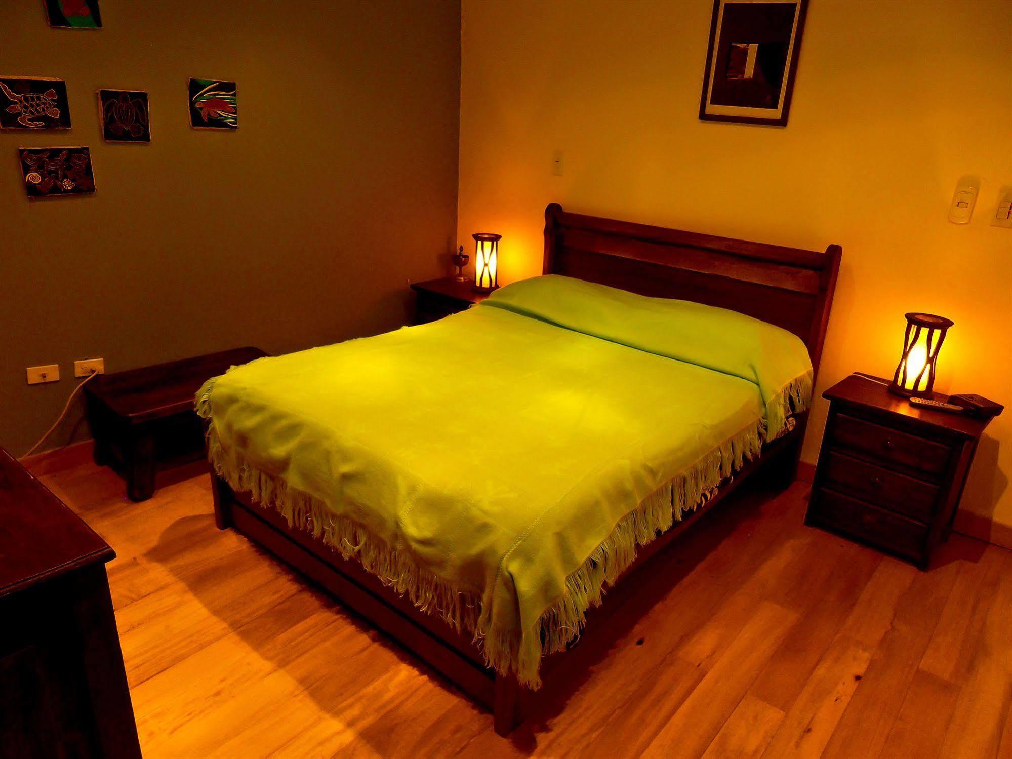 Bed&Breakfast Chorro De Quevedo Богота Екстериор снимка